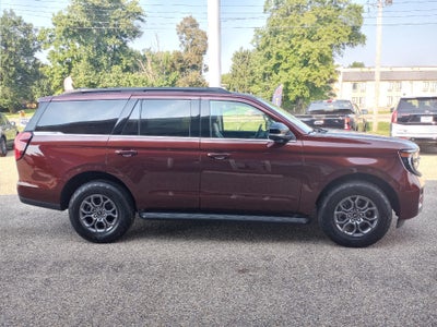 2027 Ford Expedition Active 4x4