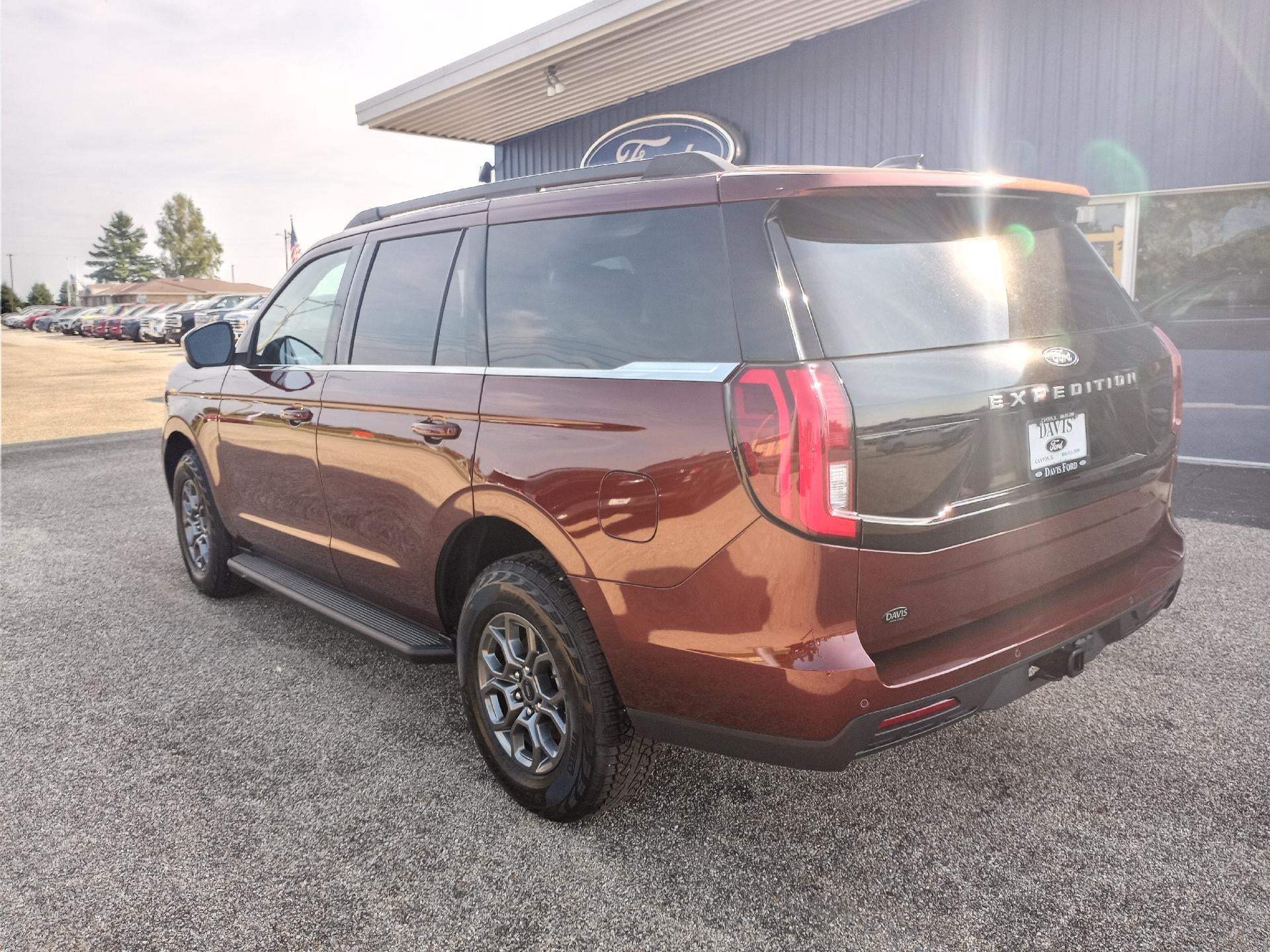 2027 Ford Expedition Active 4x4