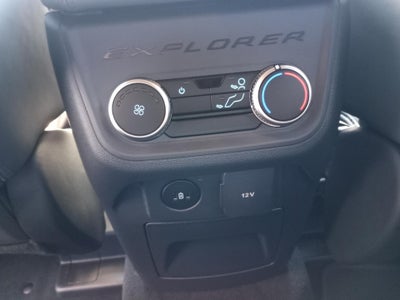 2027 Ford Explorer Active w/200A Pkg 4WD