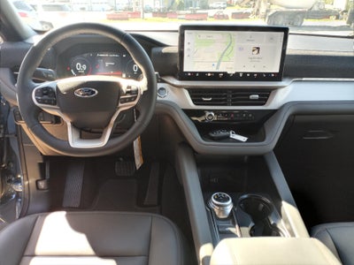 2027 Ford Explorer Active w/200A Pkg 4WD