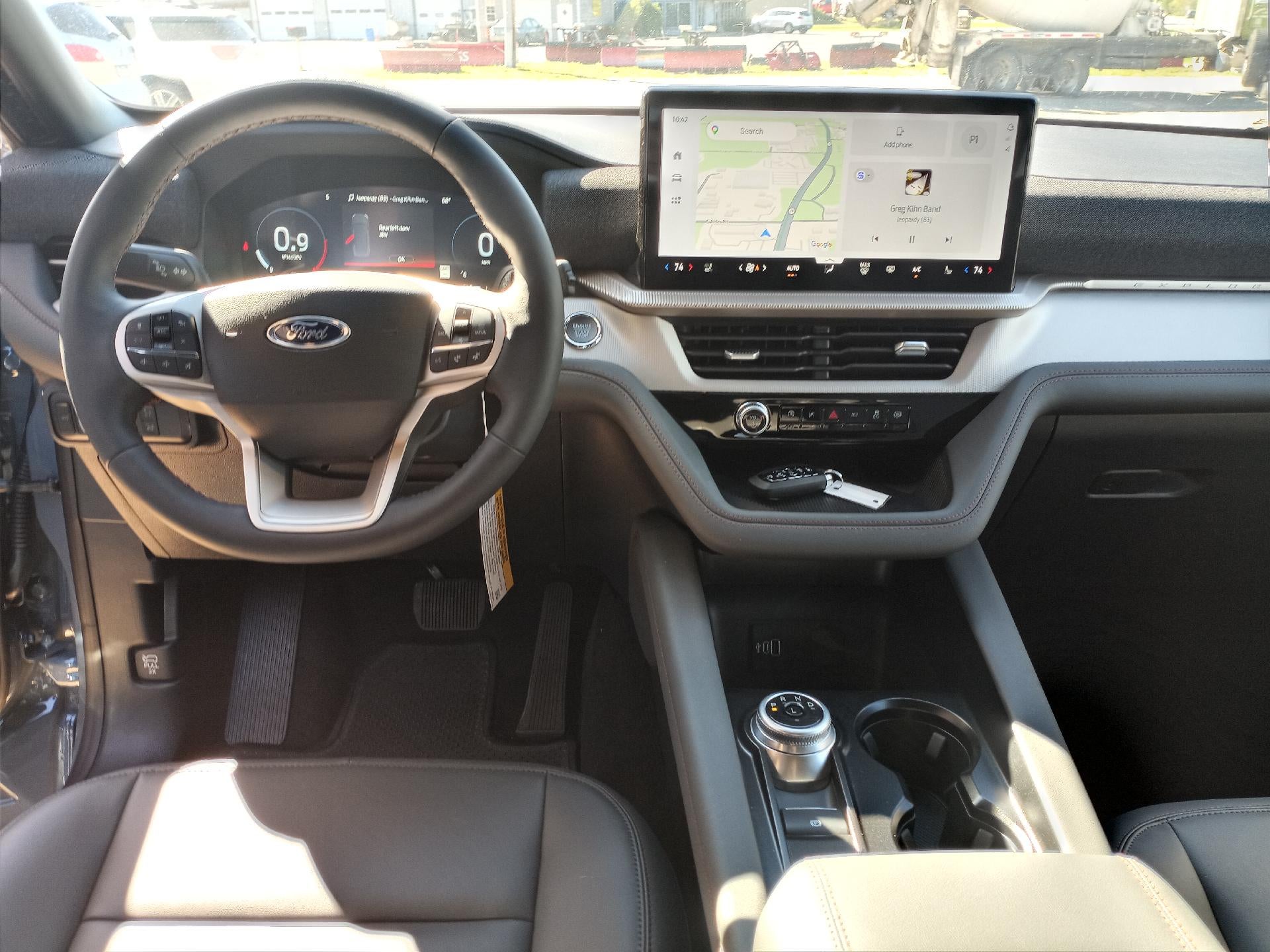 2027 Ford Explorer Active w/200A Pkg 4WD