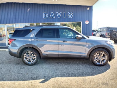 2027 Ford Explorer Active w/200A Pkg 4WD