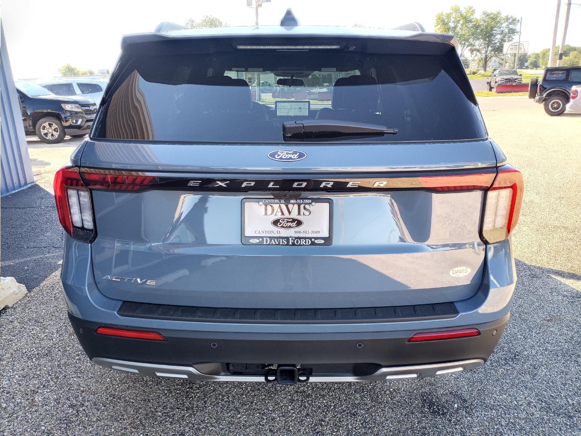 2027 Ford Explorer Active w/200A Pkg 4WD