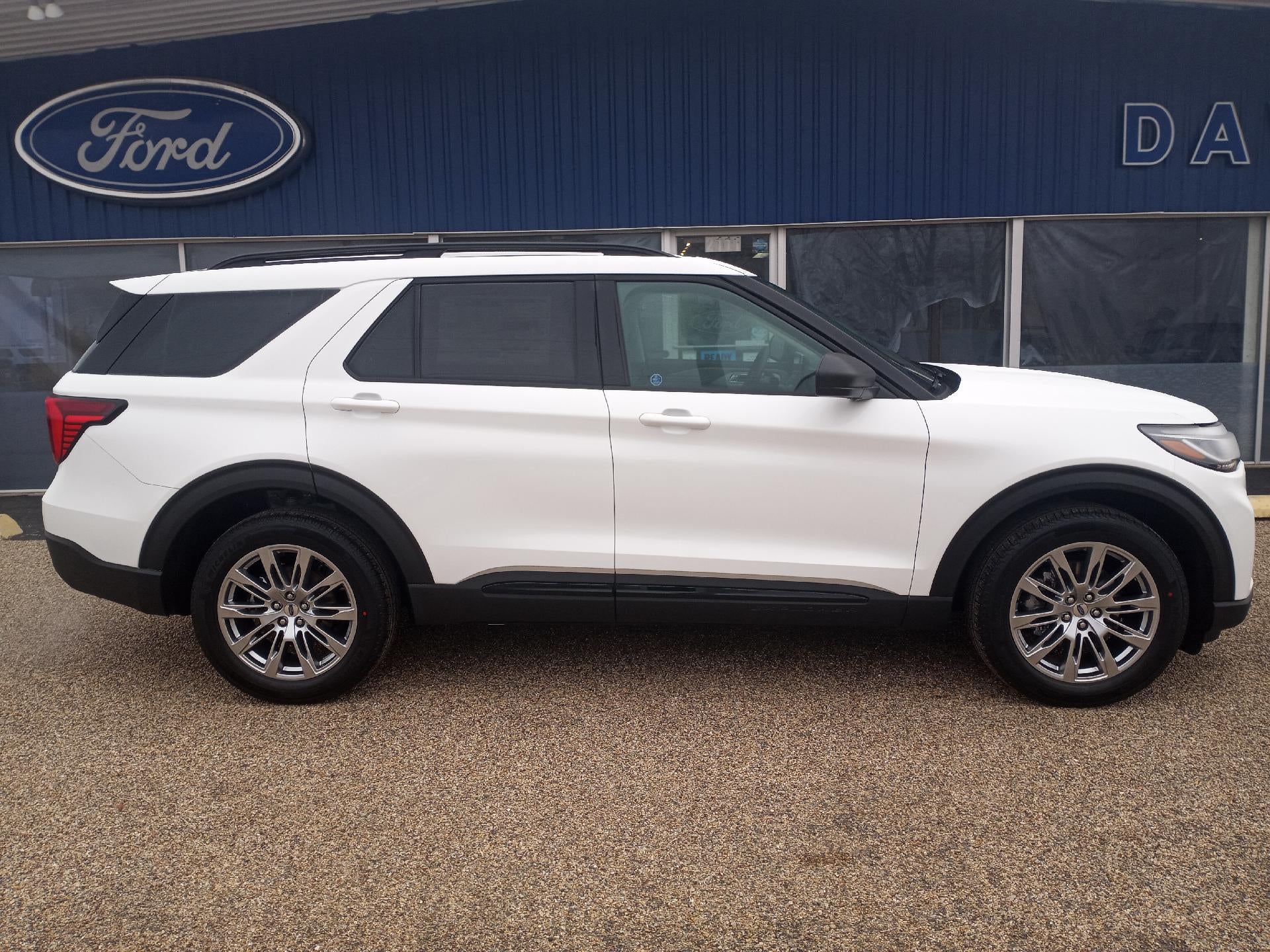2026 Ford Explorer Active w/100A Pkg 4WD
