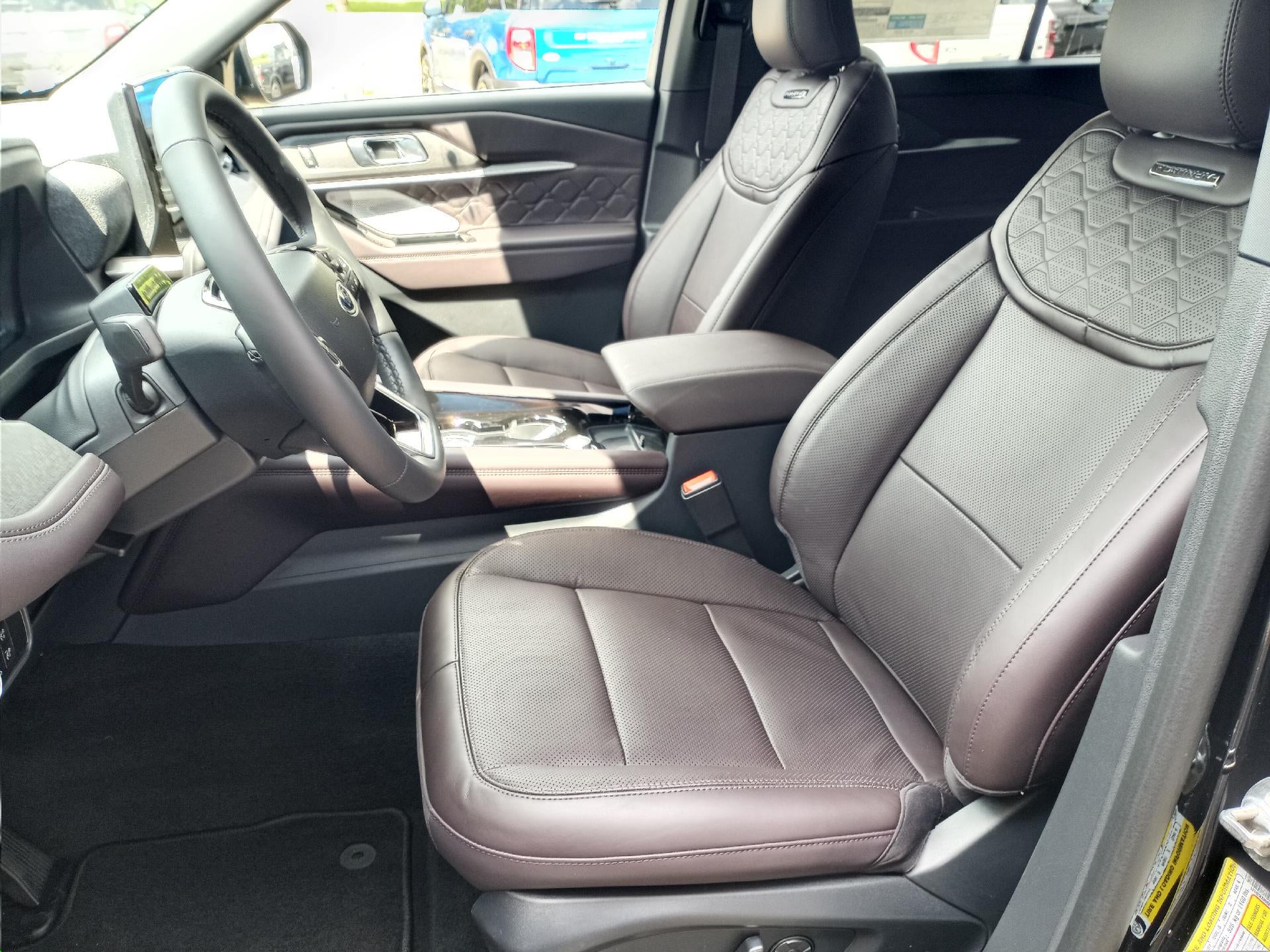2026 Ford Explorer Platinum 4WD