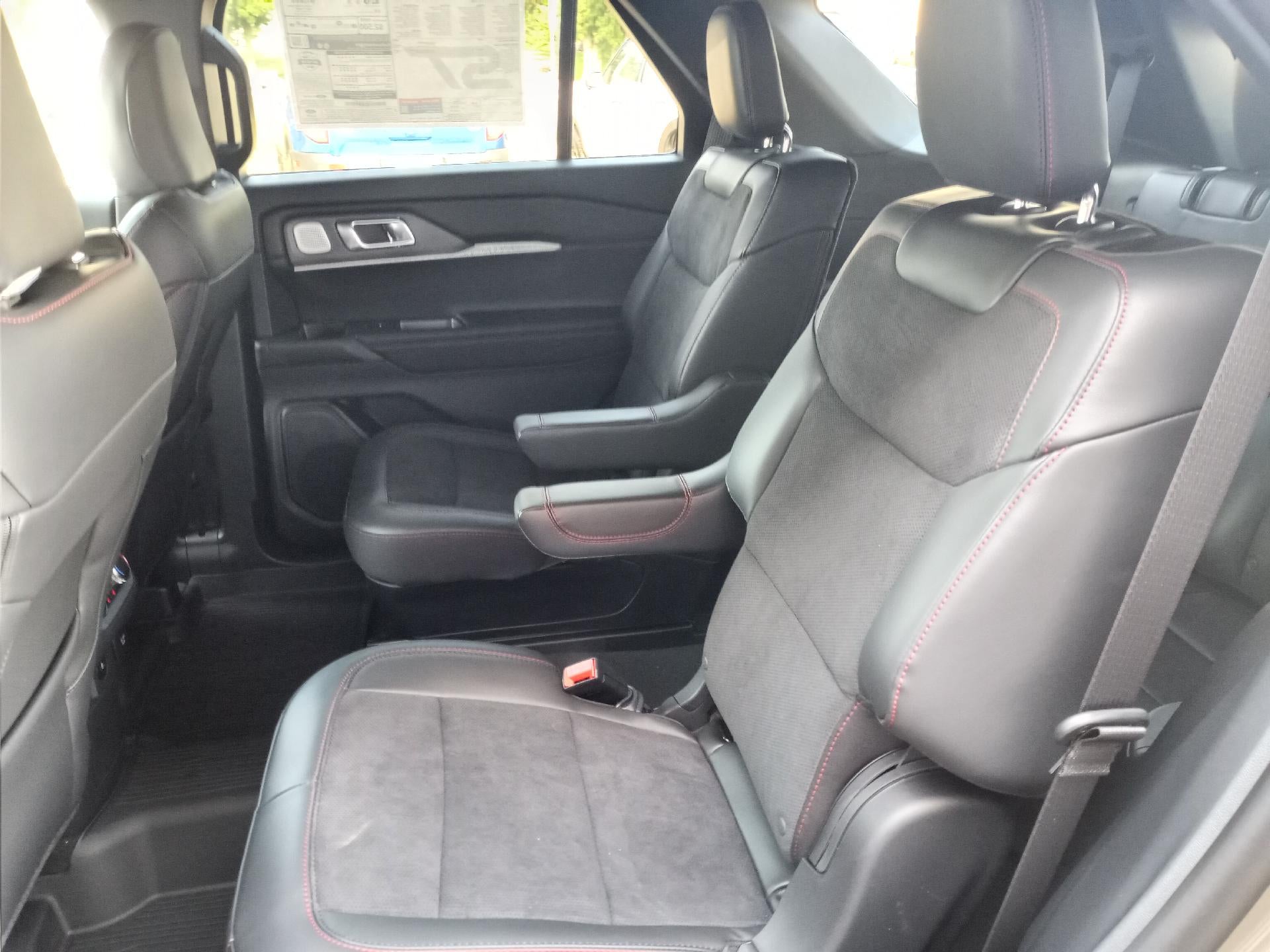 2026 Ford Explorer ST 4WD