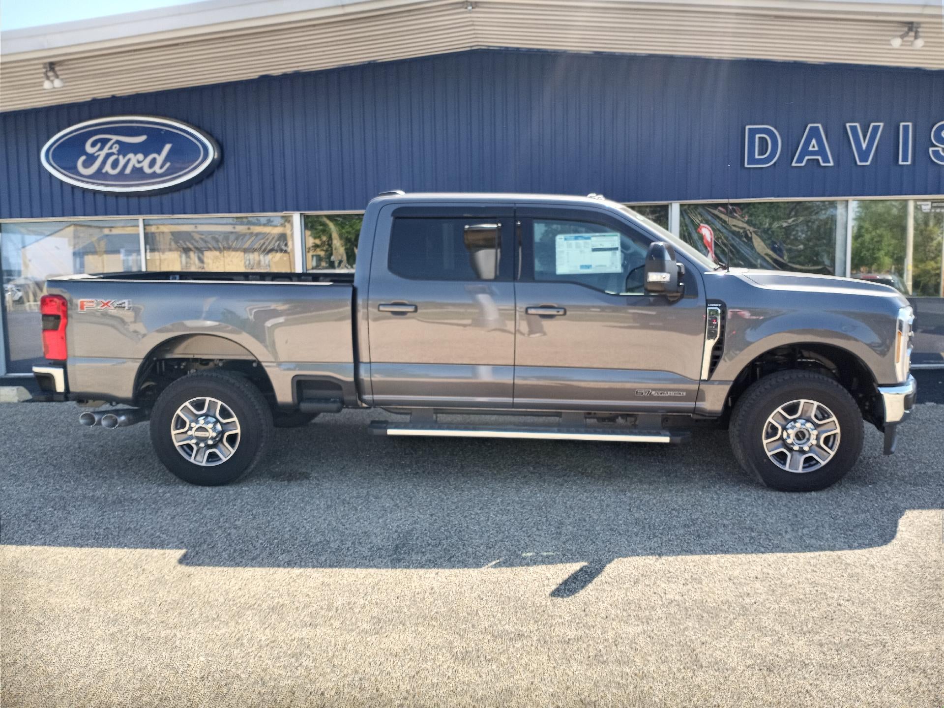 2026 Ford Super Duty F-350 SRW Lariat 4WD Crew Cab 6.75' Box