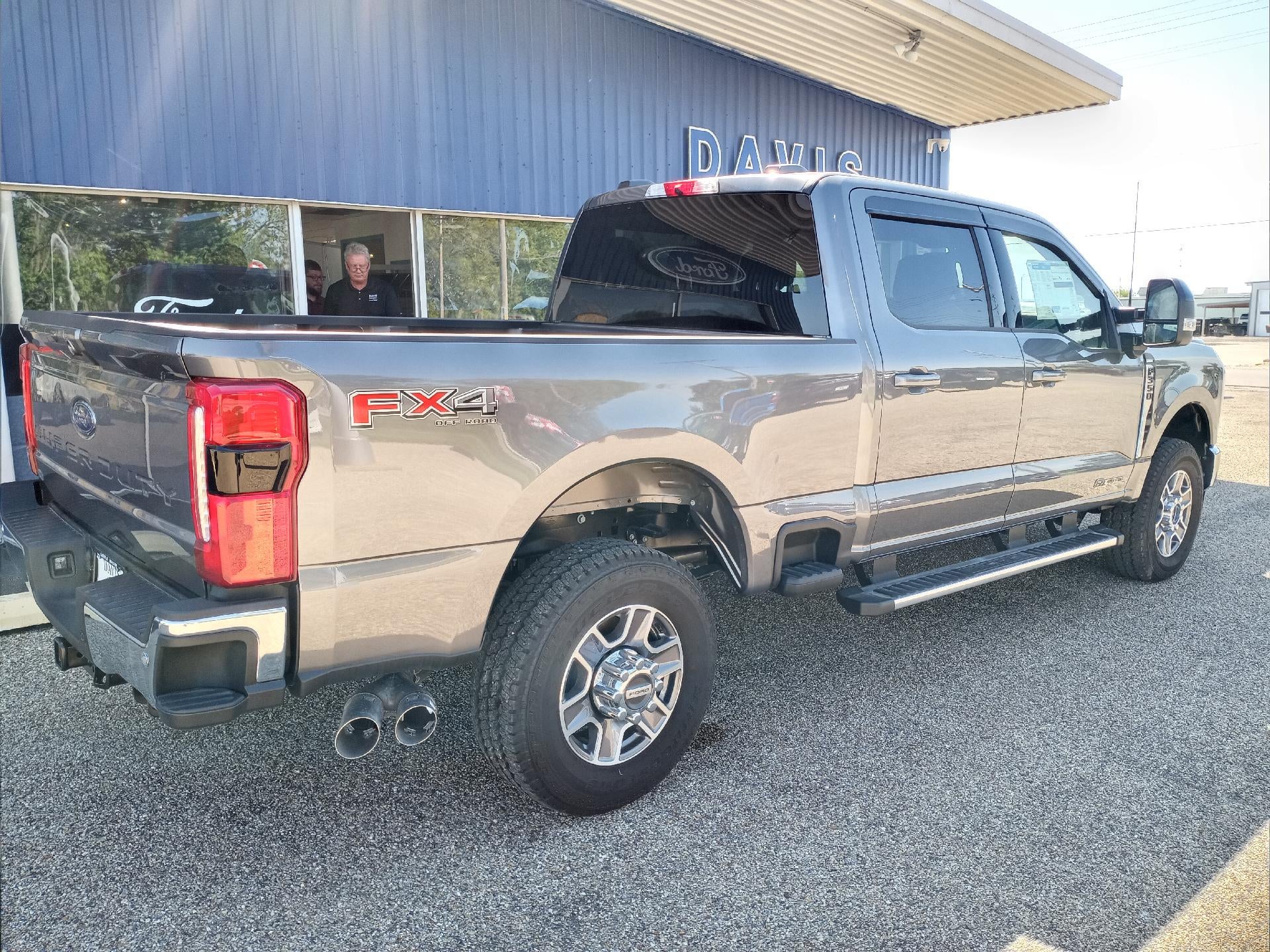 2026 Ford Super Duty F-350 SRW Lariat 4WD Crew Cab 6.75' Box