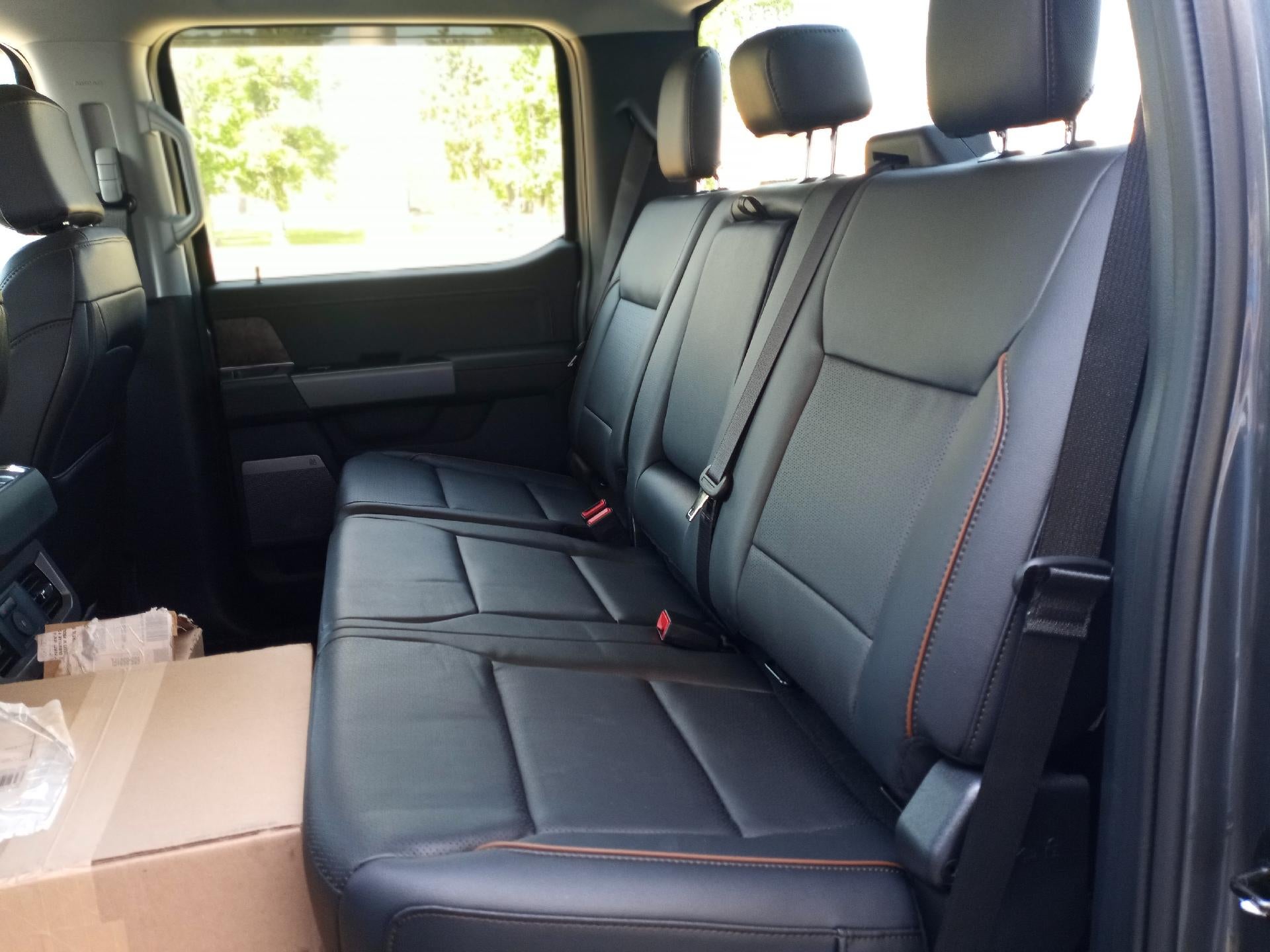 2026 Ford Super Duty F-350 SRW Lariat 4WD Crew Cab 6.75' Box