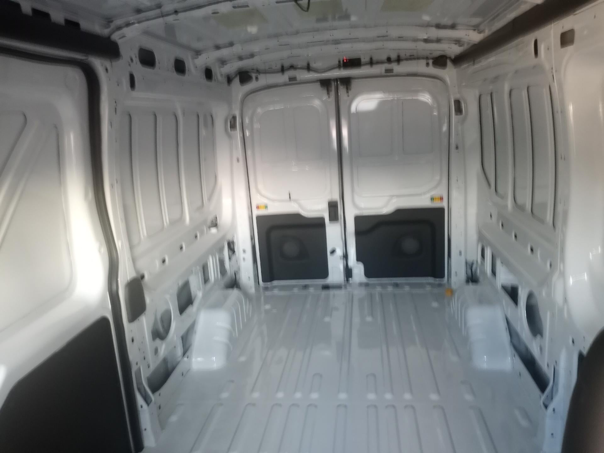 2026 Ford Transit Cargo Van T-250 148" Med Rf 9150 GVWR RWD