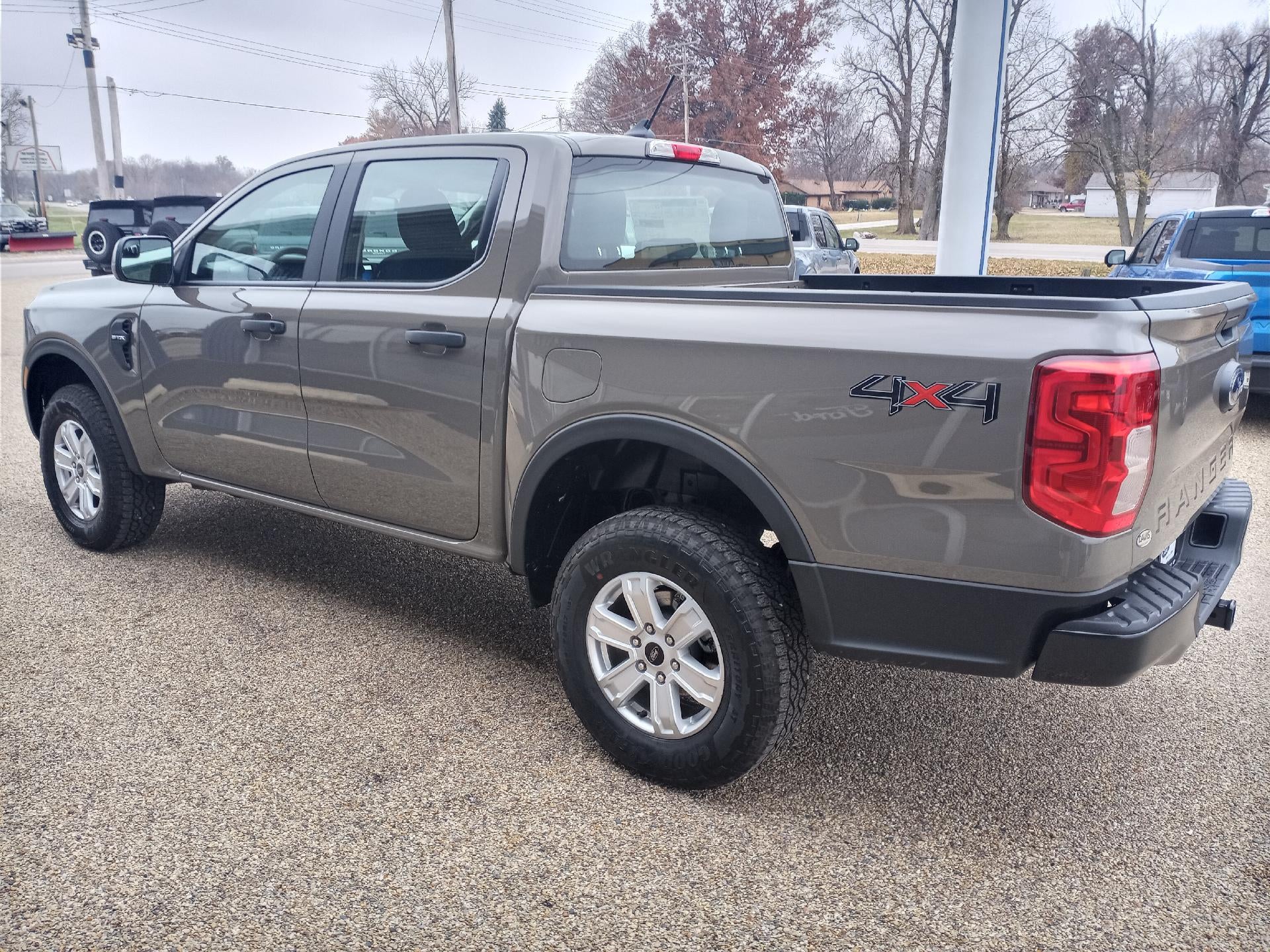 2025 Ford Ranger XL 4WD SuperCrew 5' Box