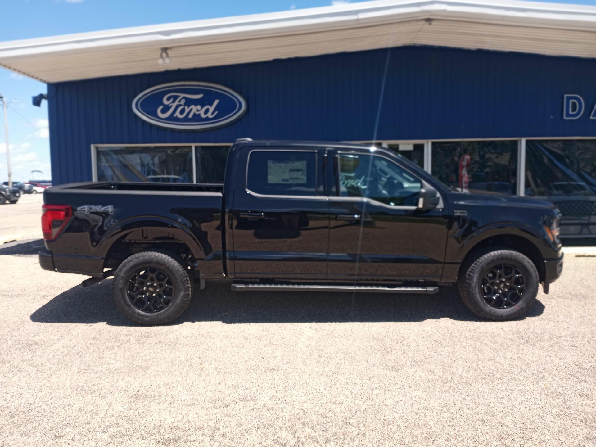 2026 Ford F-150 XLT 4WD SuperCrew 5.5' Box