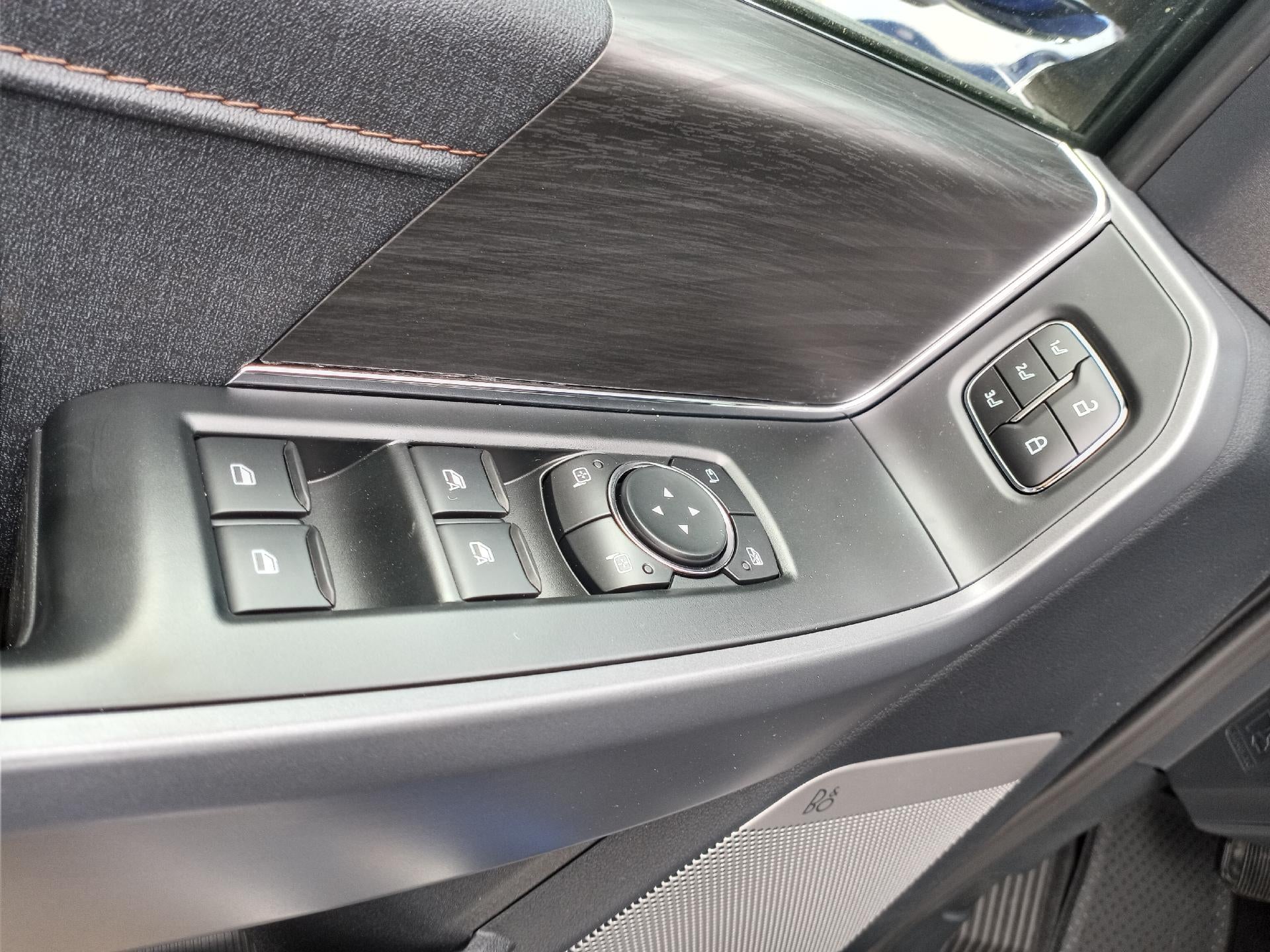 2026 Ford F-150 LARIAT 4WD SuperCrew 5.5' Box