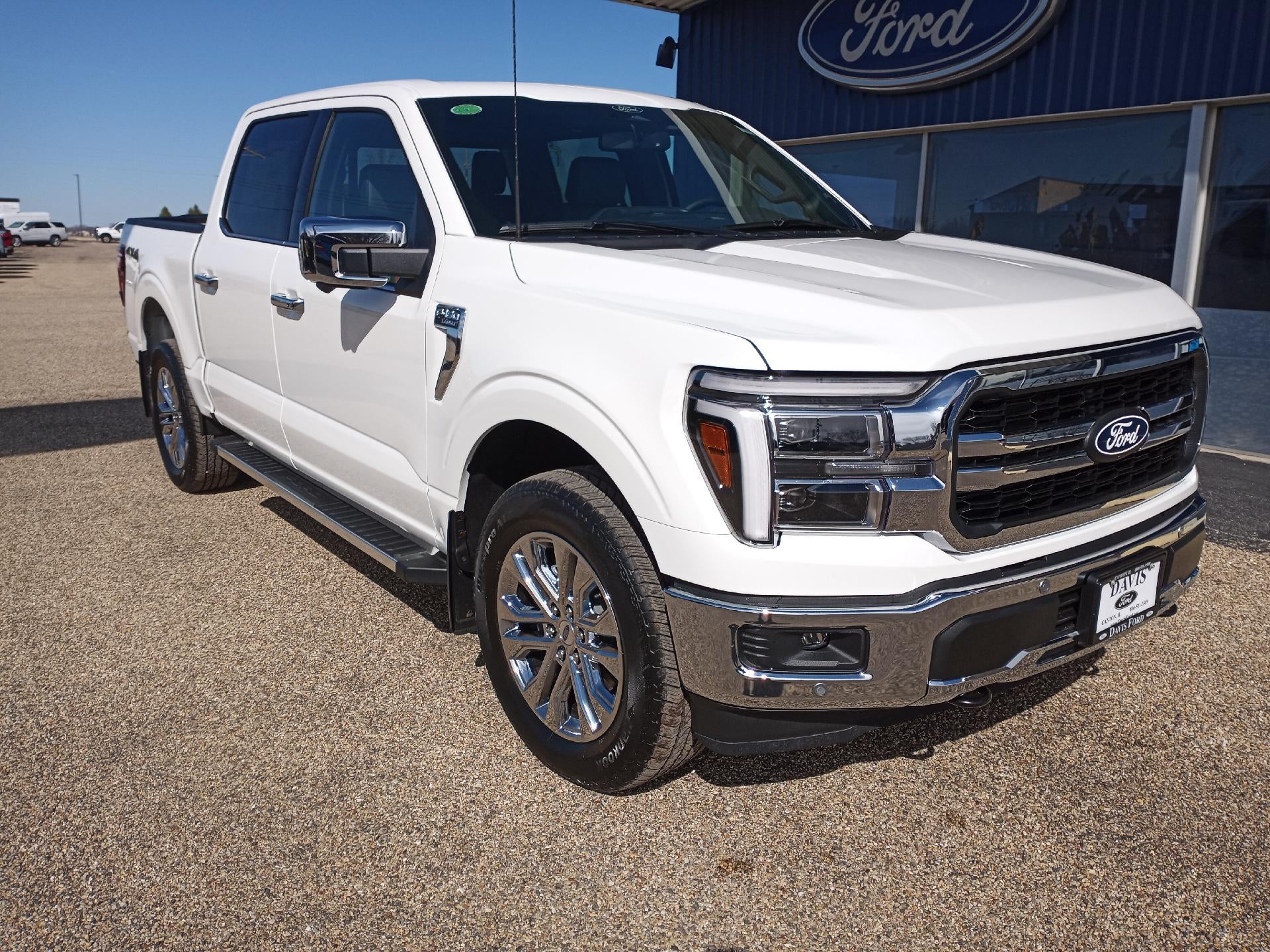 2026 Ford F-150 LARIAT 4WD SuperCrew 5.5' Box
