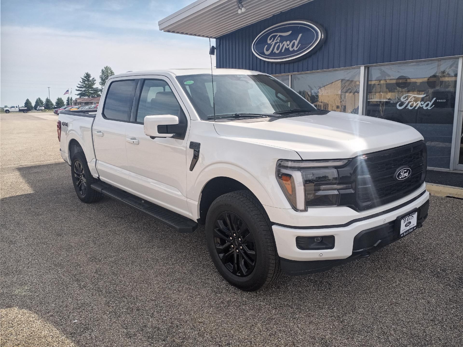 2026 Ford F-150 LARIAT 4WD SuperCrew 5.5' Box