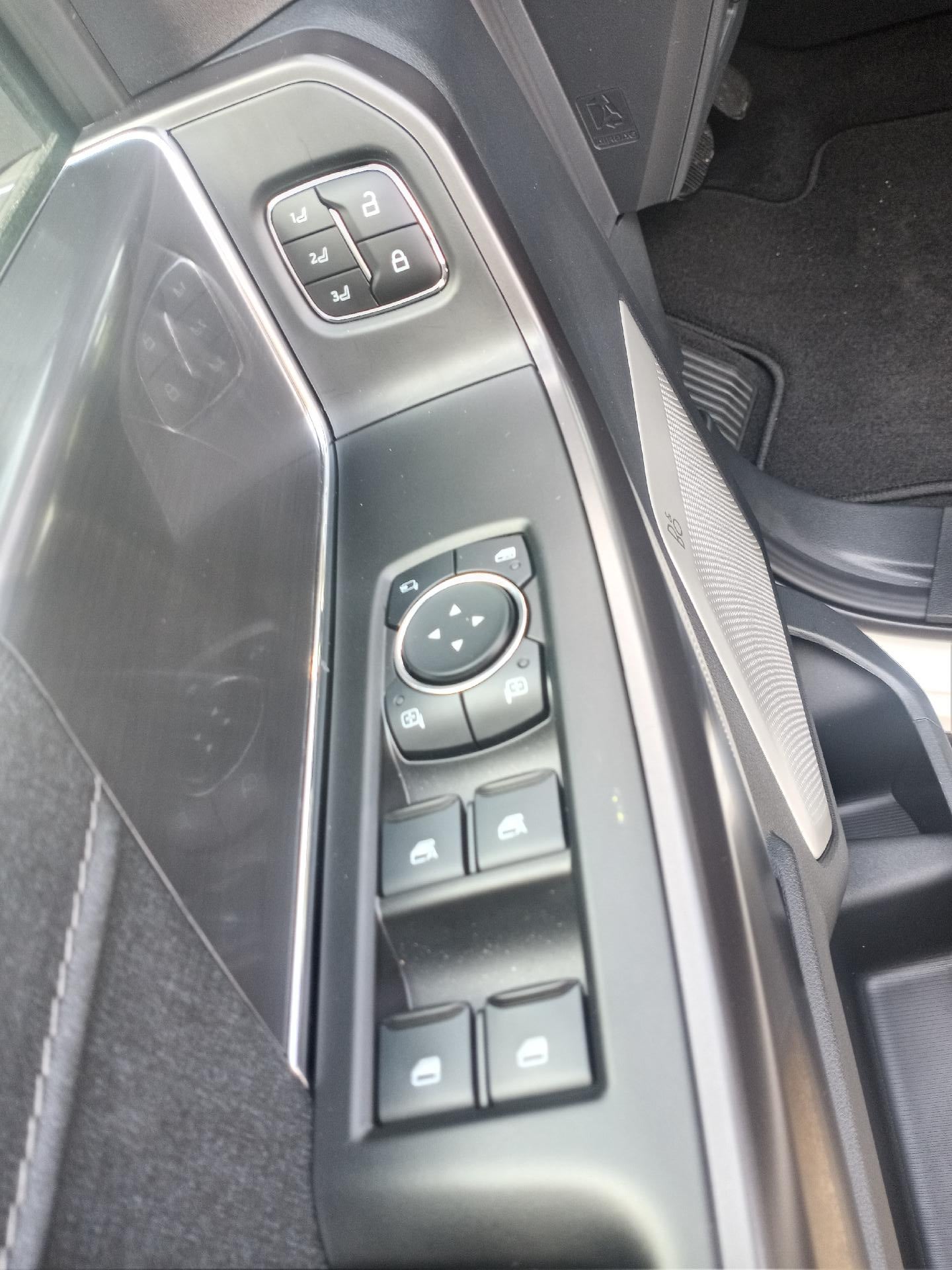 2026 Ford F-150 LARIAT 4WD SuperCrew 5.5' Box