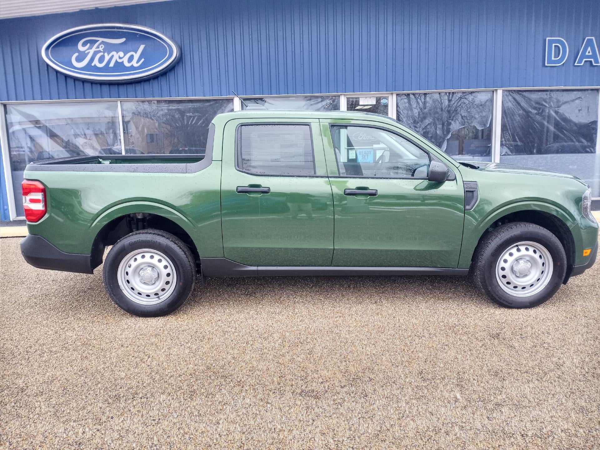 2025 Ford Maverick XL AWD SuperCrew