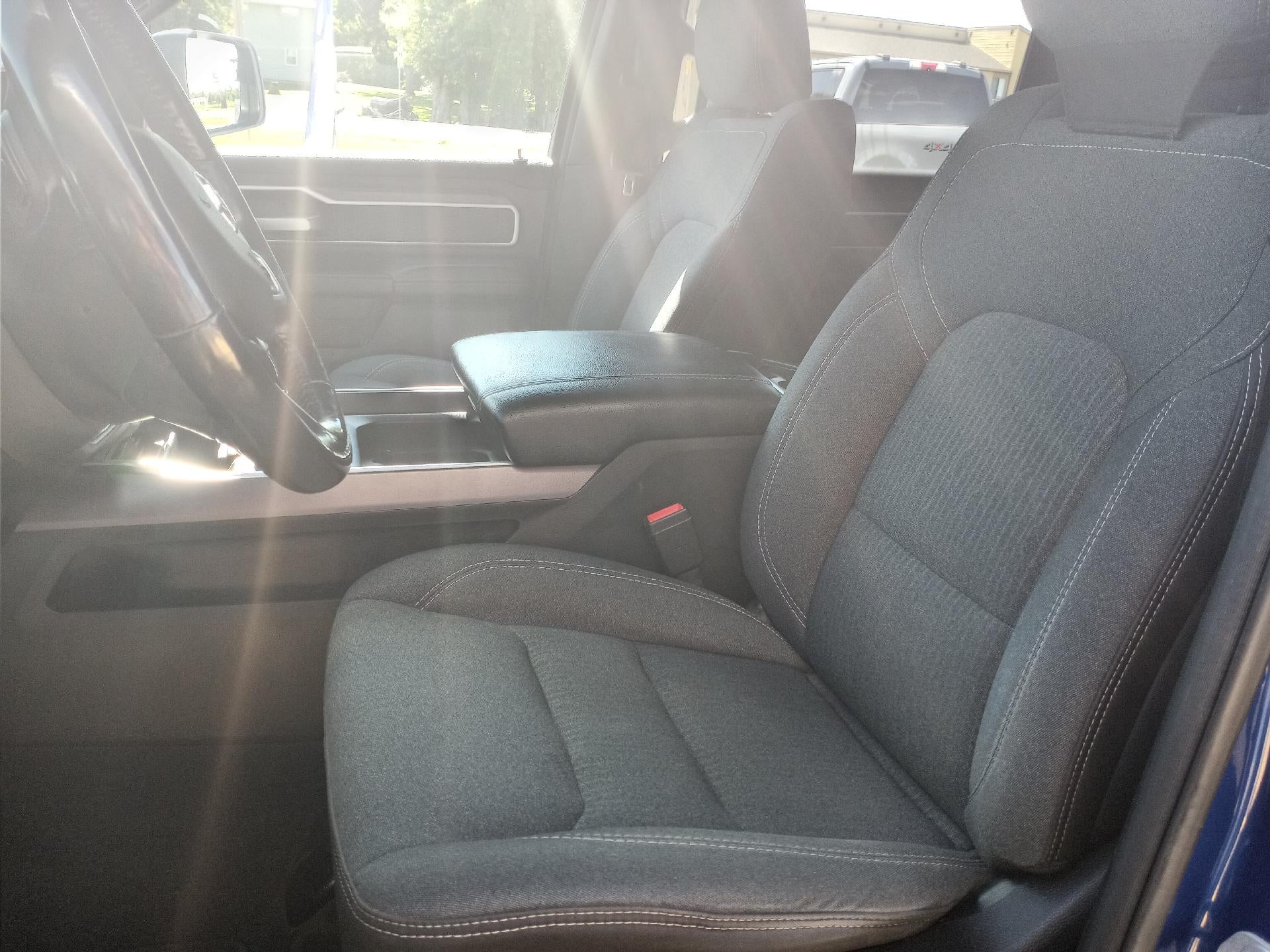 2019 RAM 1500 Big Horn/Lone Star 4x4 Crew Cab 5'7" Box