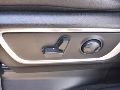 2022 RAM 1500 Laramie 4x4 Crew Cab 5'7" Box