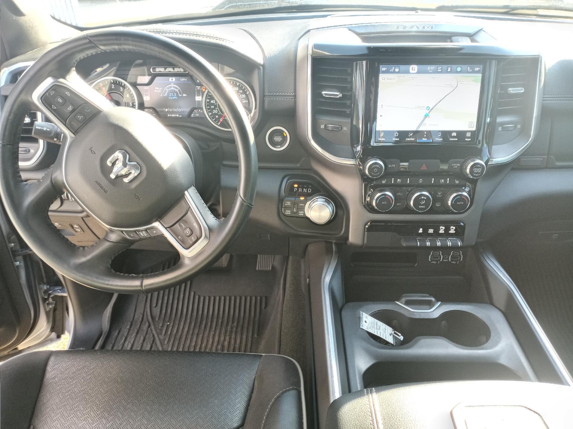 2022 RAM 1500 Laramie 4x4 Crew Cab 5'7" Box