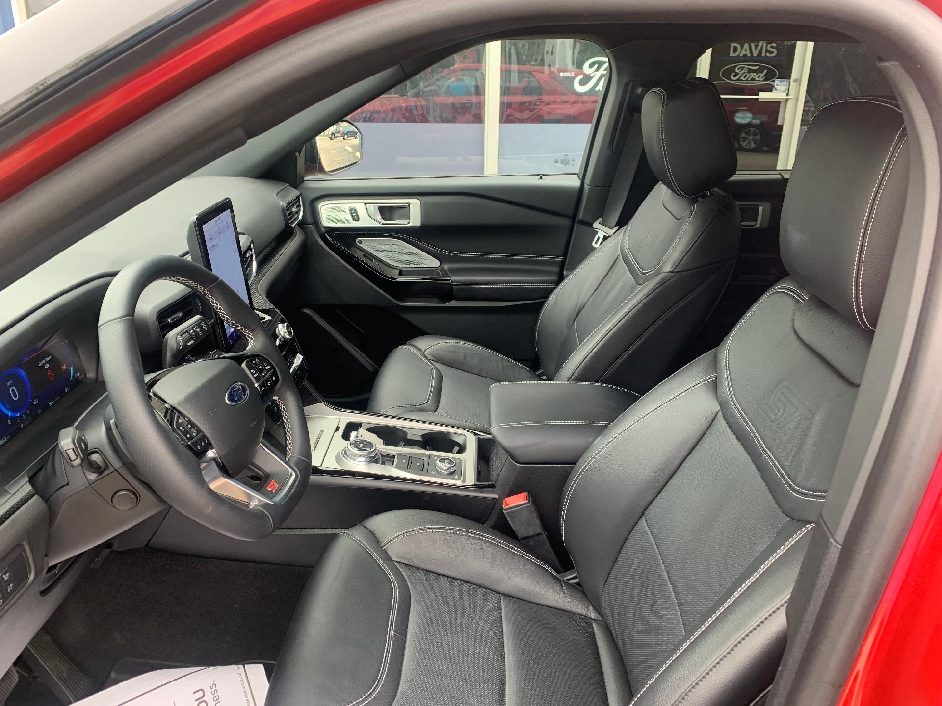 2022 Ford Explorer ST 4WD