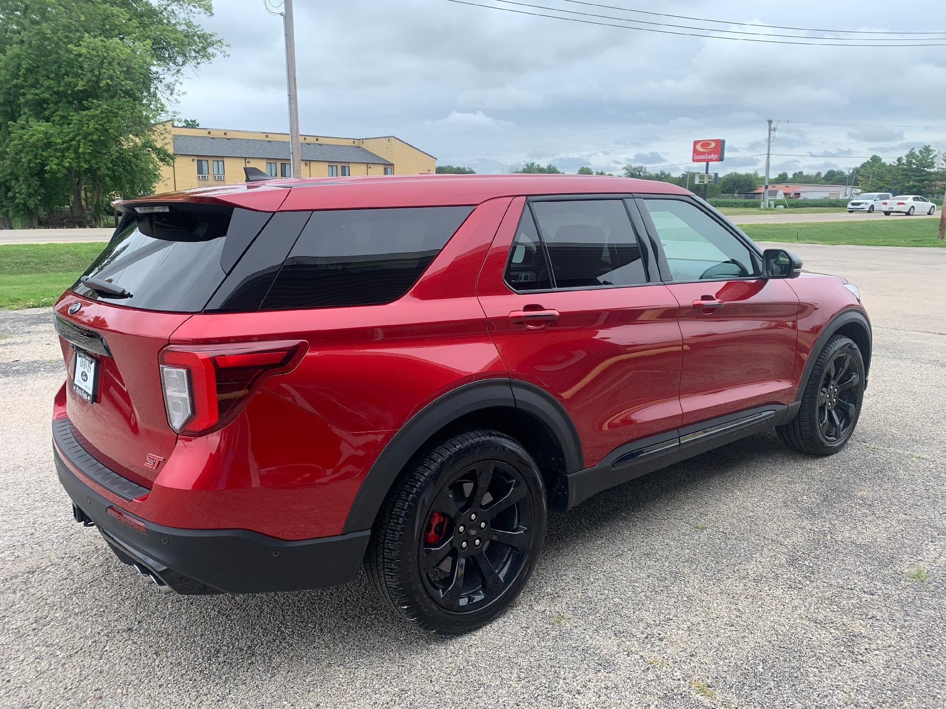 2022 Ford Explorer ST 4WD