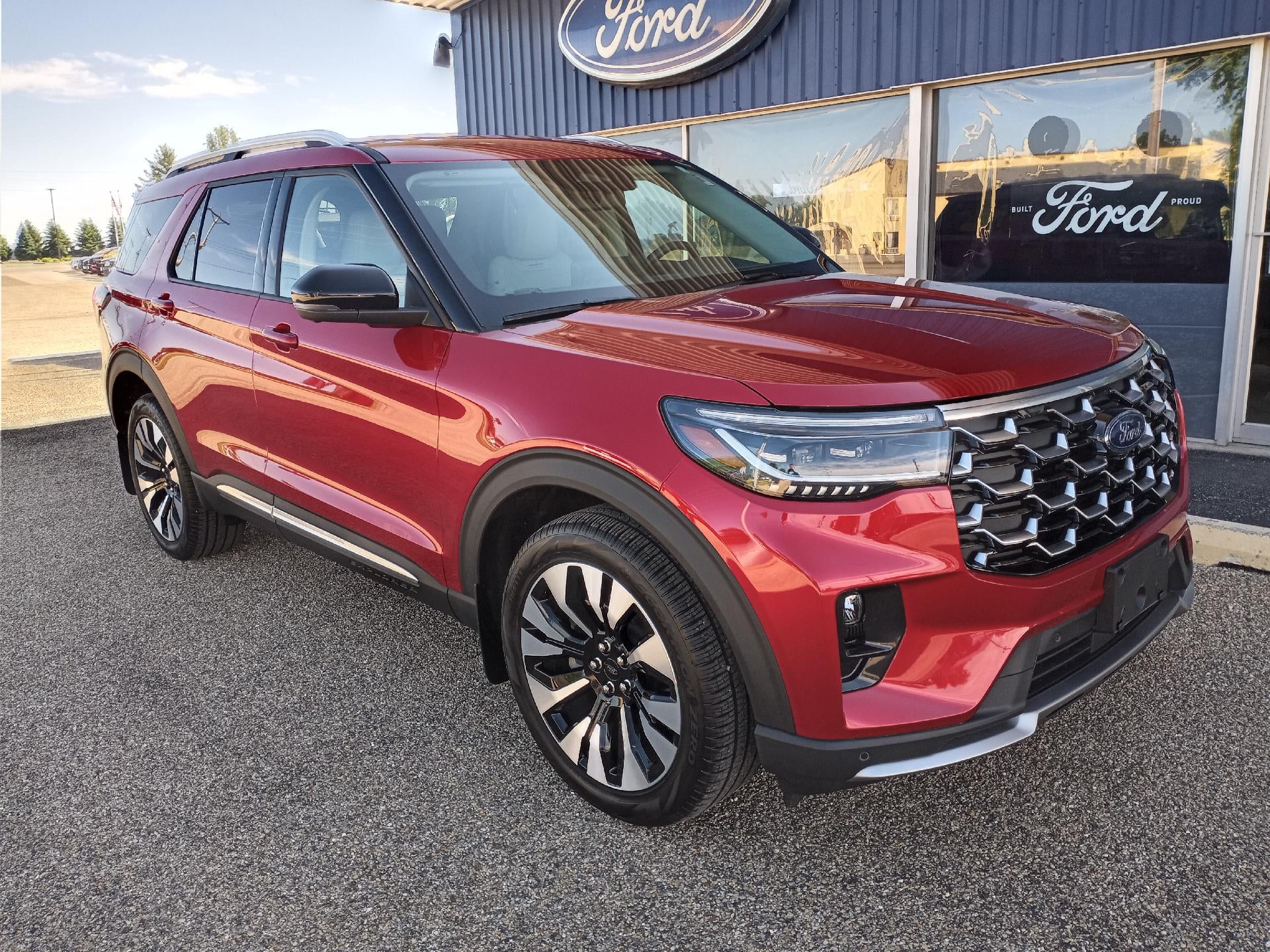 2026 Ford Explorer Platinum 4WD's photo