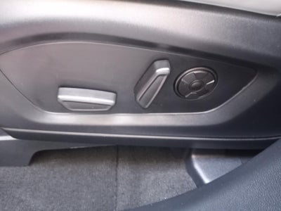 2026 Ford Explorer Platinum 4WD