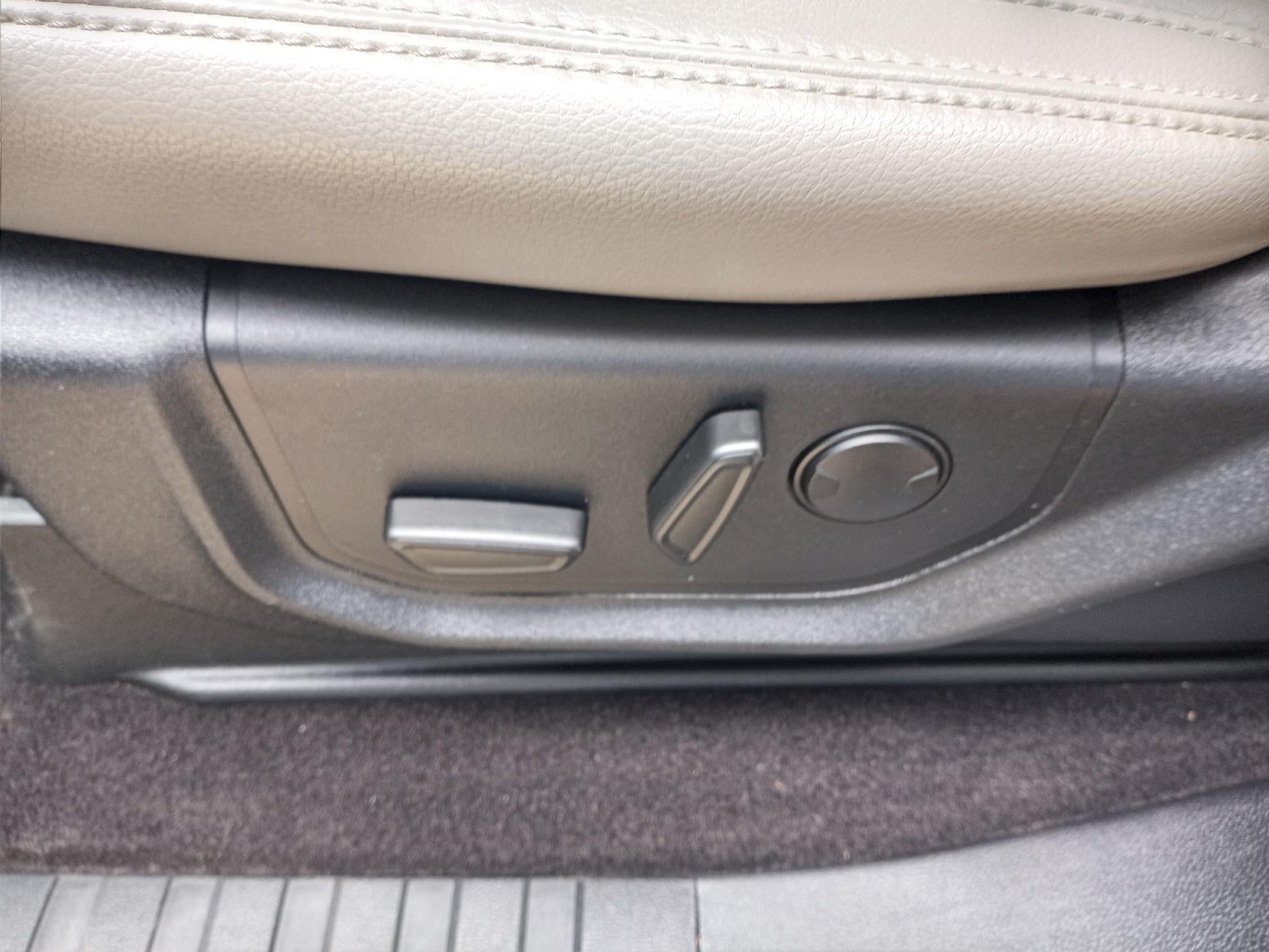 2019 Ford F-150 Lariat 4WD SuperCrew 5.5' Box