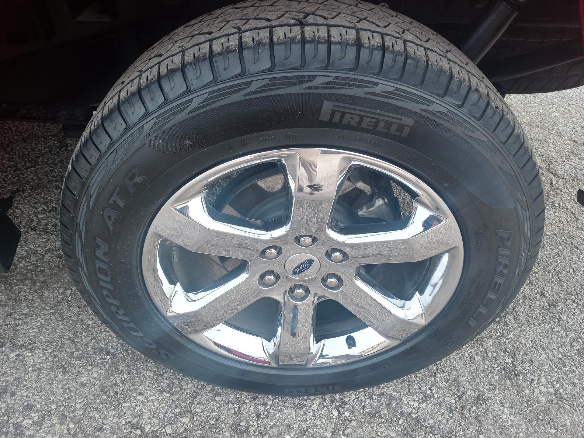 2023 Ford F-150 Lariat 4WD SuperCrew 5.5' Box