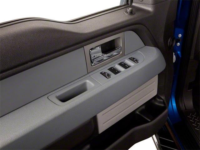 2010 Ford F-150 Lariat 4WD SuperCrew 5-1/2 Ft Box XL