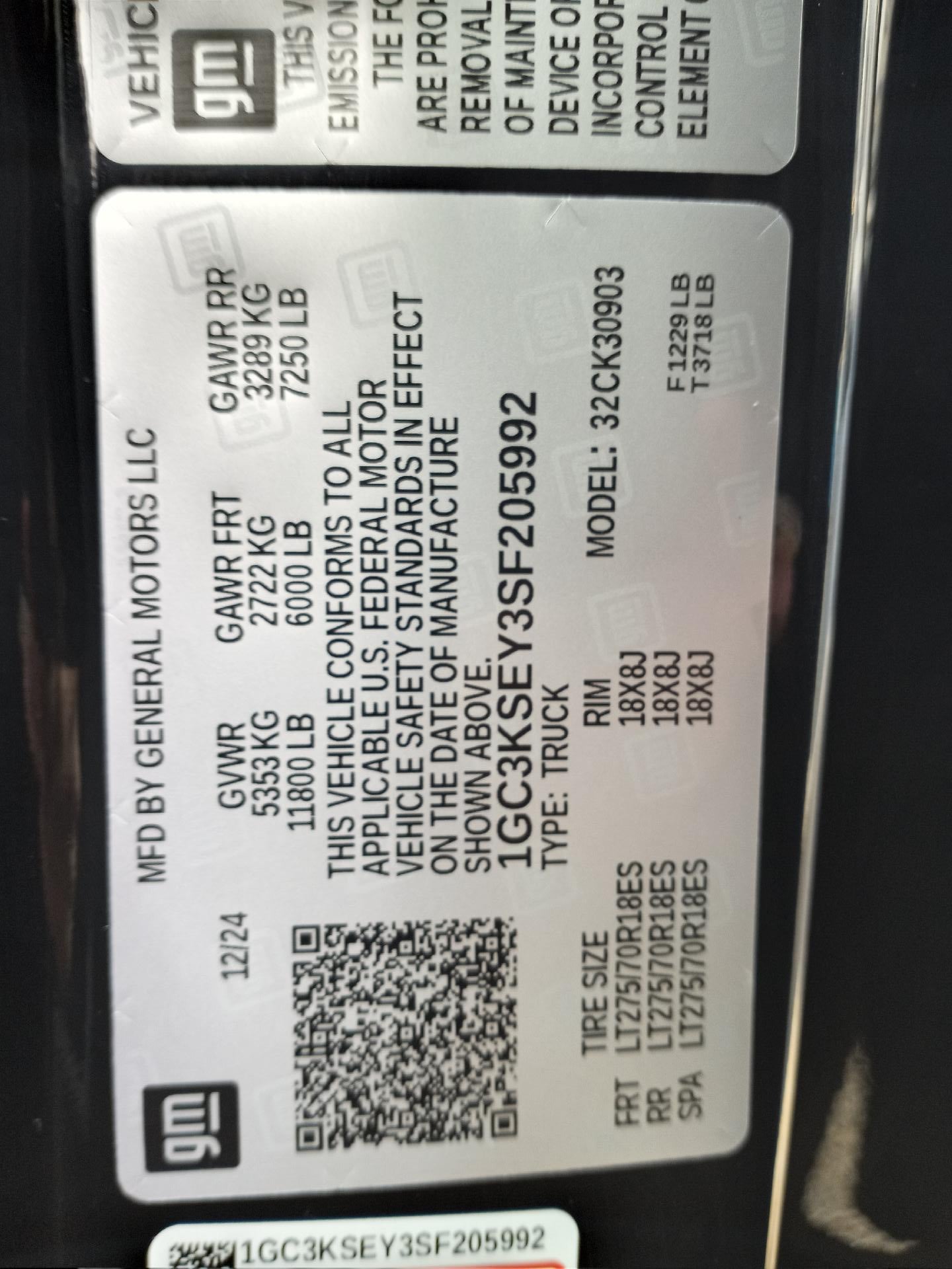 2025 Chevrolet Silverado 3500 HD CC 4WD Reg Cab 146" WB, 60" CA