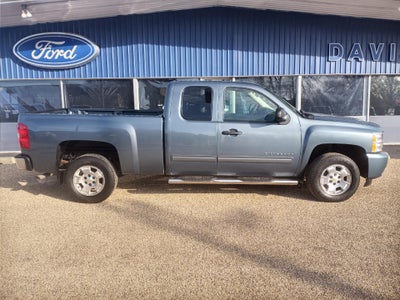 2011 Chevrolet Silverado 1500 Extended Cab Standard Box 2-Wheel Drive LT