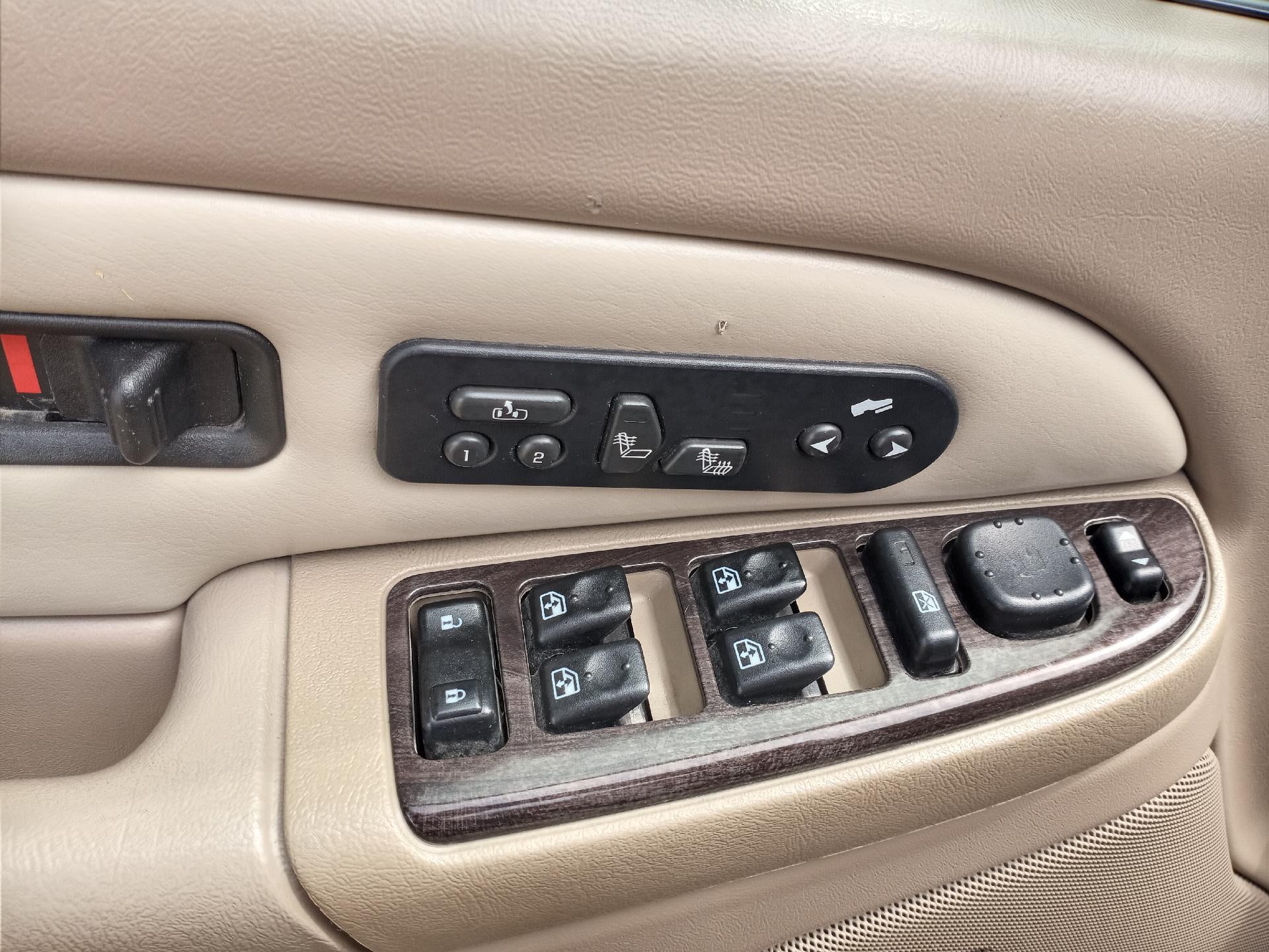 2003 GMC Yukon Denali 4dr AWD