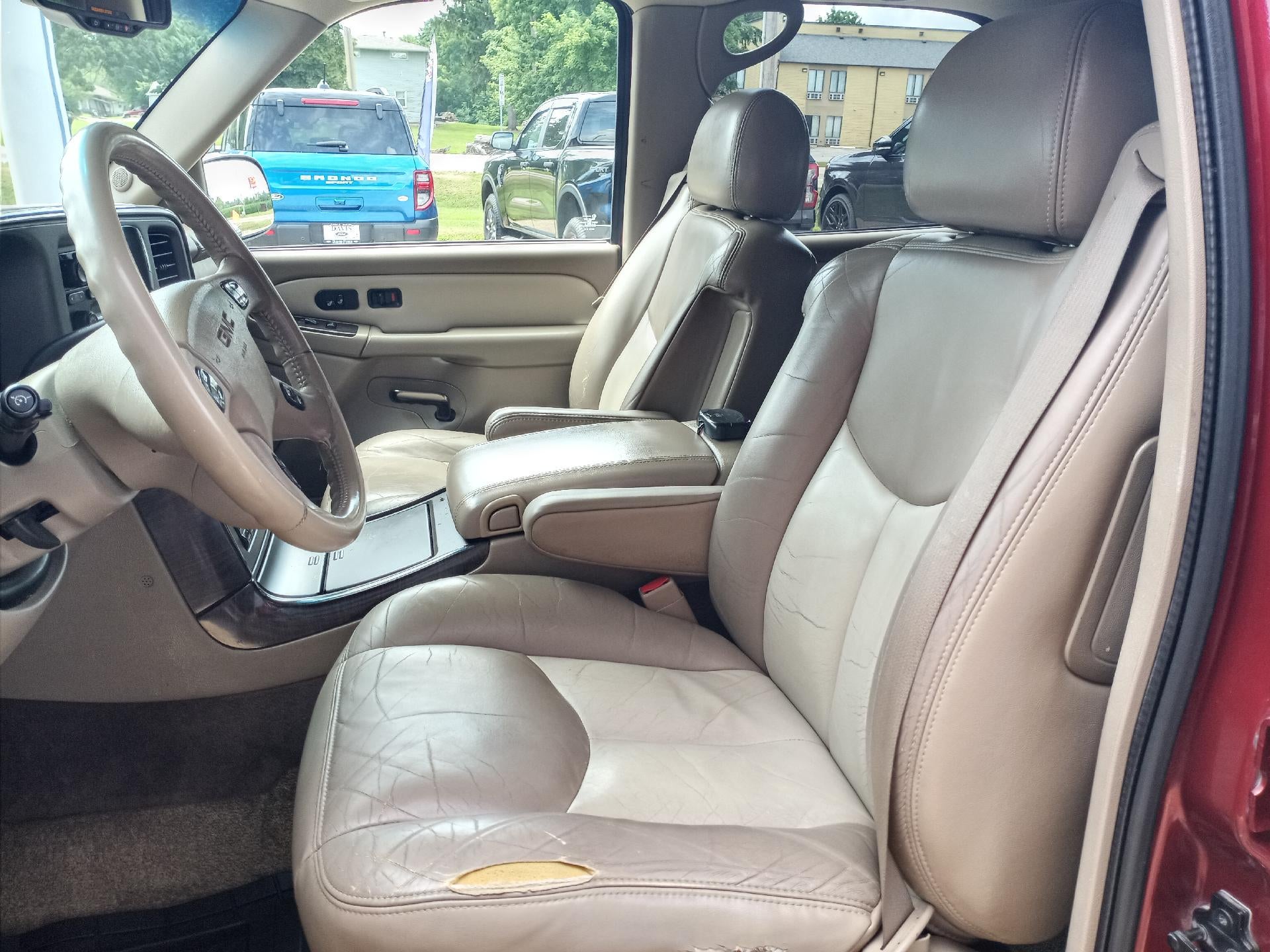 2003 GMC Yukon Denali 4dr AWD