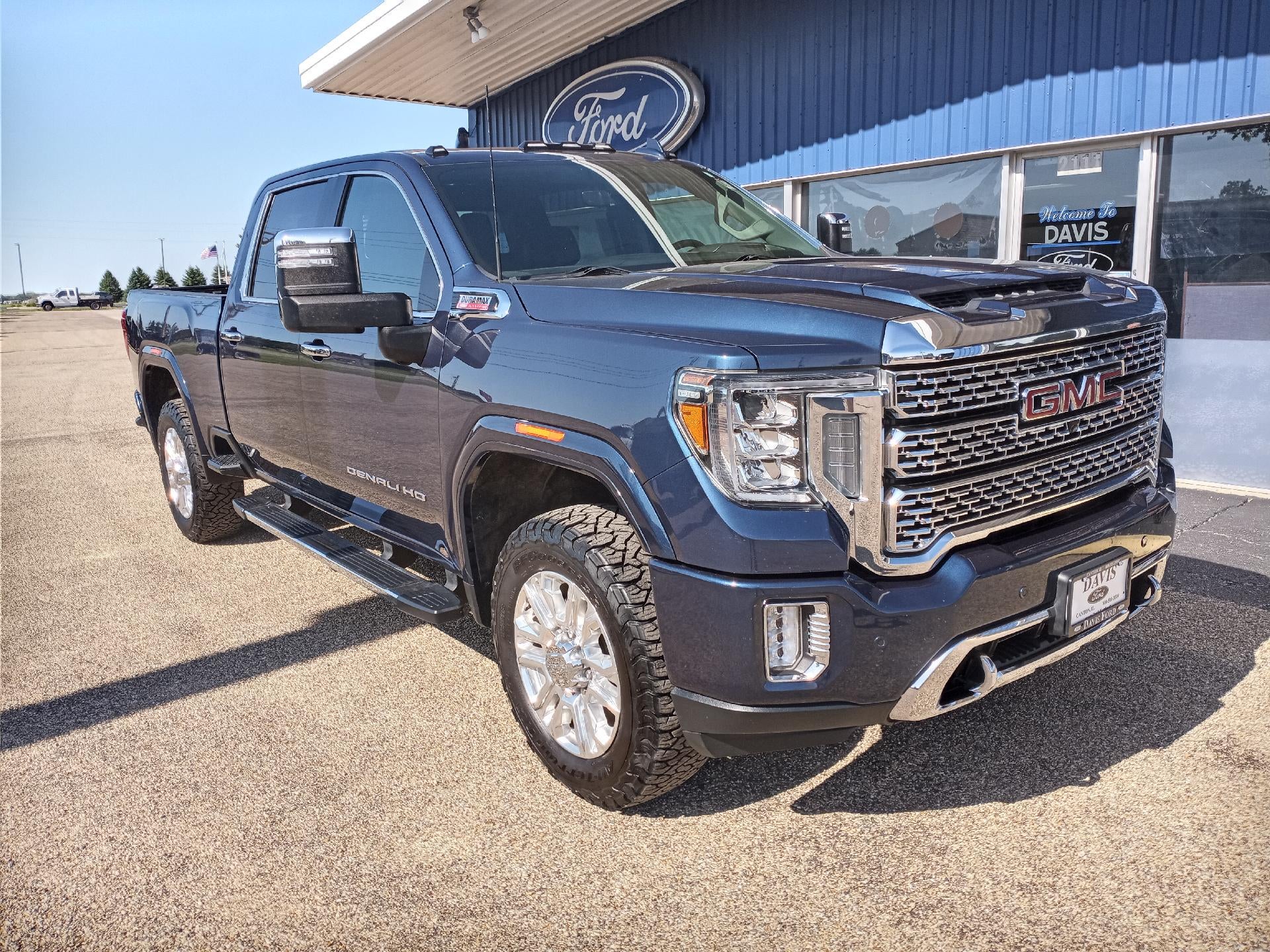 2020 GMC Sierra 2500 HD Crew Cab Standard Box 4-Wheel Drive Denali