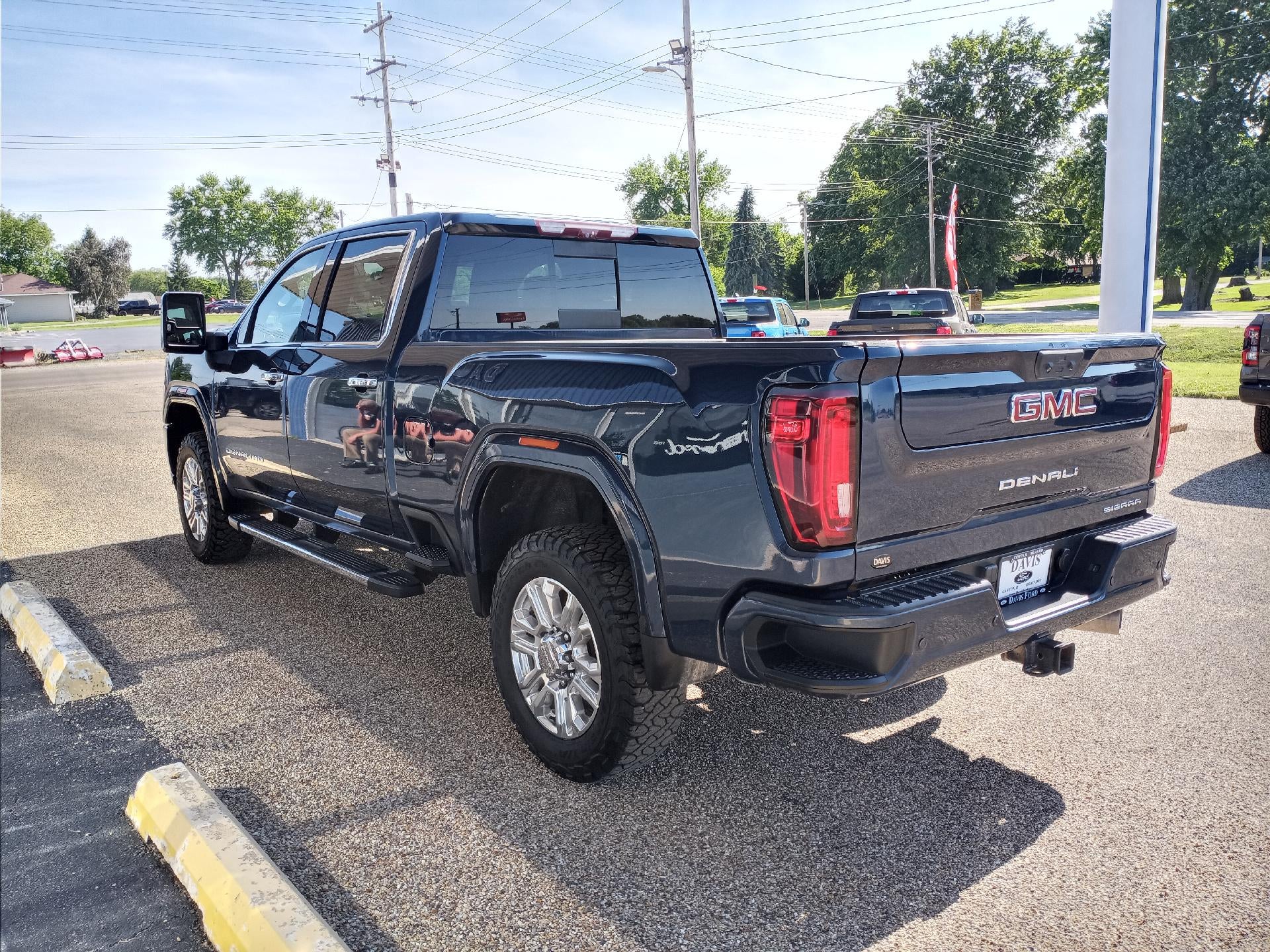2020 GMC Sierra 2500 HD Crew Cab Standard Box 4-Wheel Drive Denali