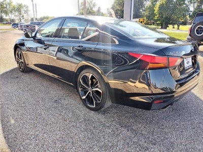 2025 Nissan Altima SR FWD