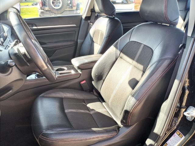 2025 Nissan Altima SR FWD
